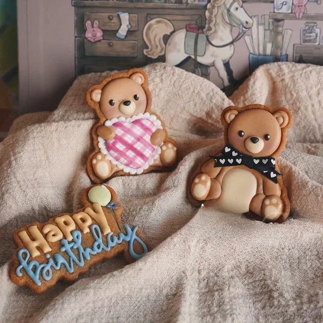 Cartoon Bear Cookie Cutter and Fondant Embosser 3D Cute Animal Little Bear  Shaped Biscuit Cutting Mold DIY Cake Baking Supplies - AliExpress