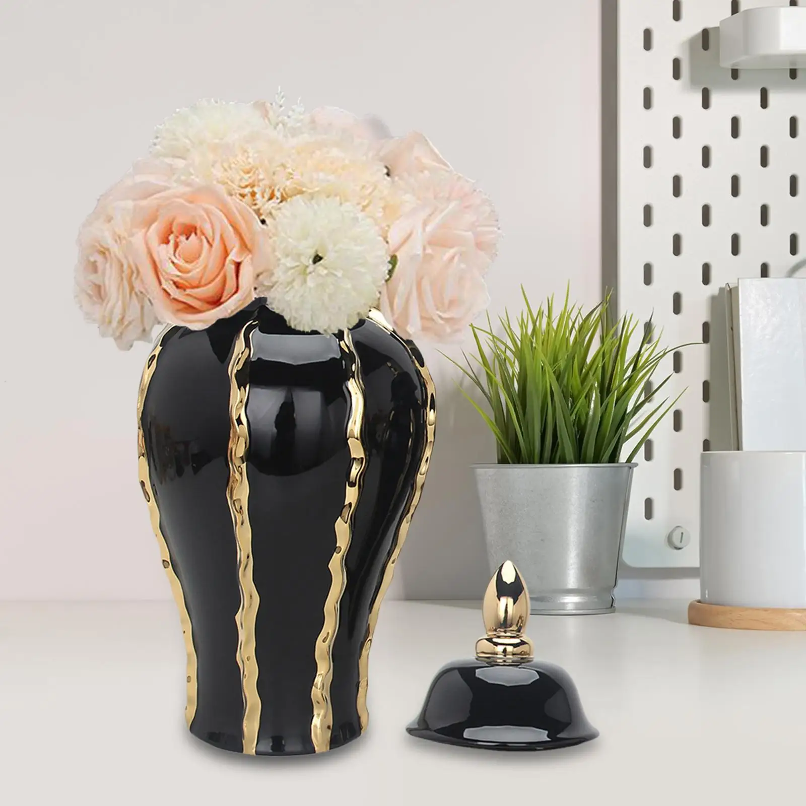 Porcelain Ginger Jar Ornament Decorative Jar Tabletop Ceramic Vase for Bedroom Decor