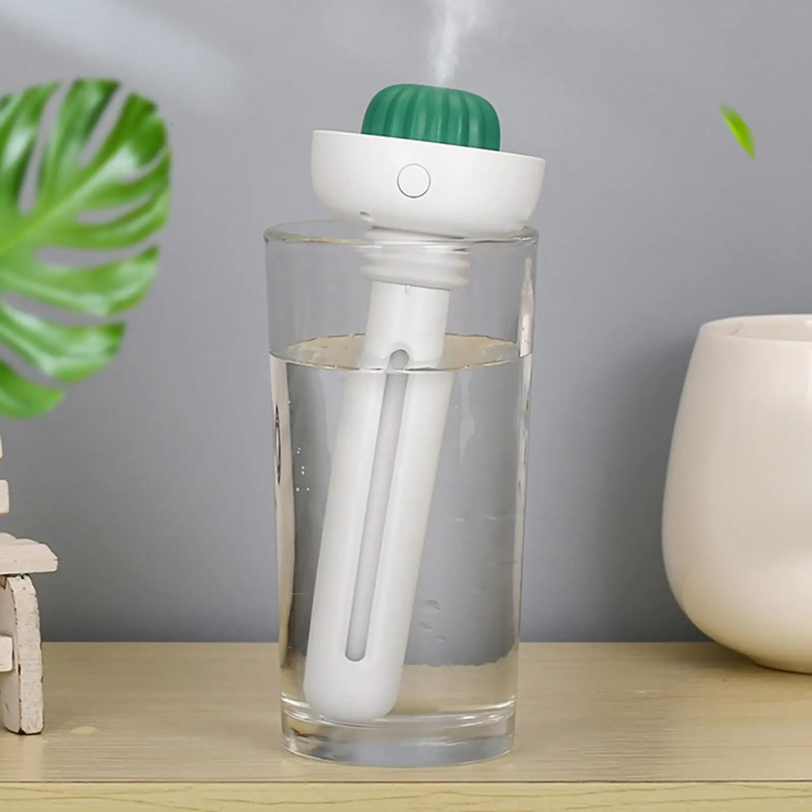 Mini Portable Humidifier Silent Plug and Play Cool Mist Travel Diffuser Air Purifier USB for Car Office Desktop Yoga Humidifier