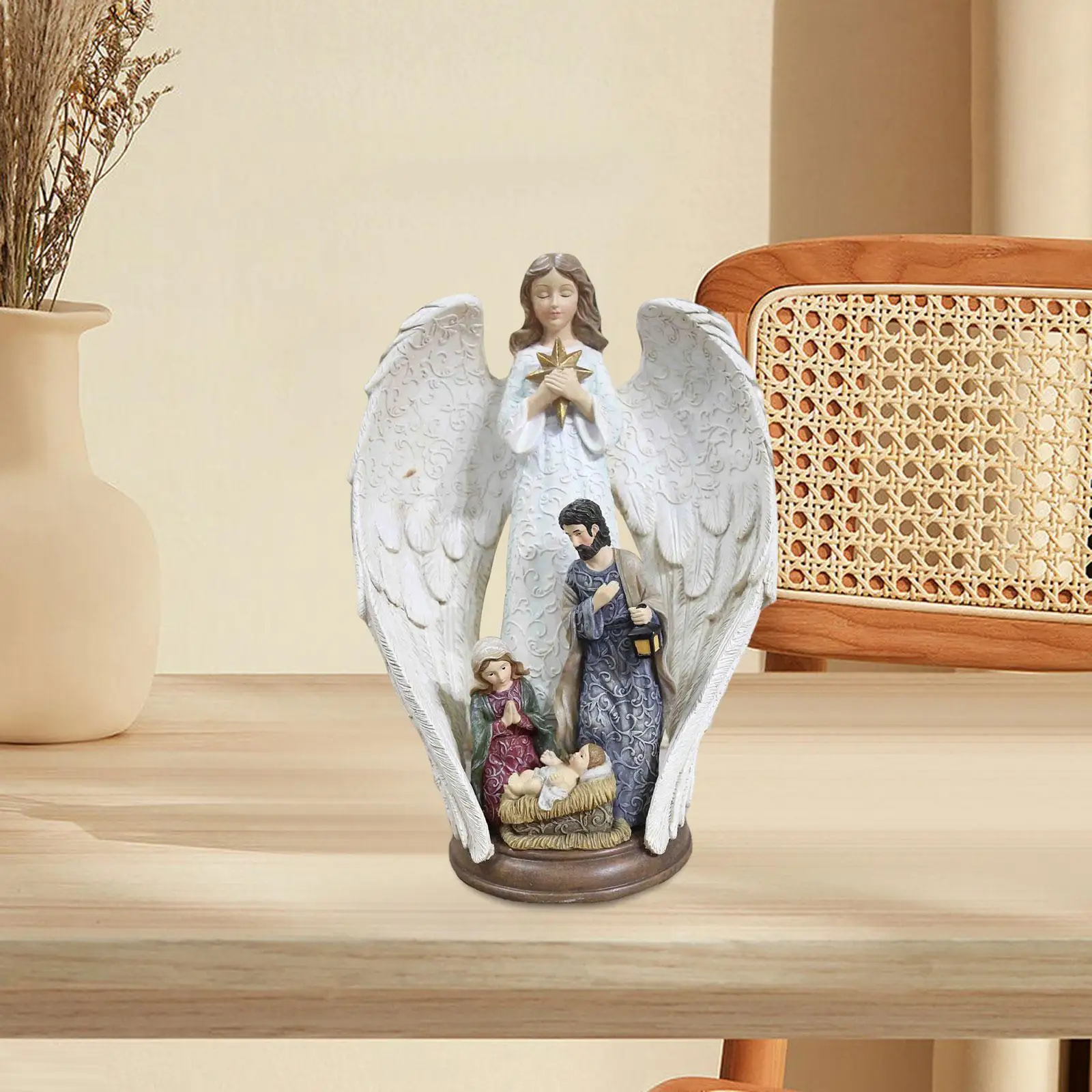 Holy Family Statue Handpainted Collection Miniatures Artwork Resin Sculpture for Desk Bedroom Wedding Party Favor Centerpiece