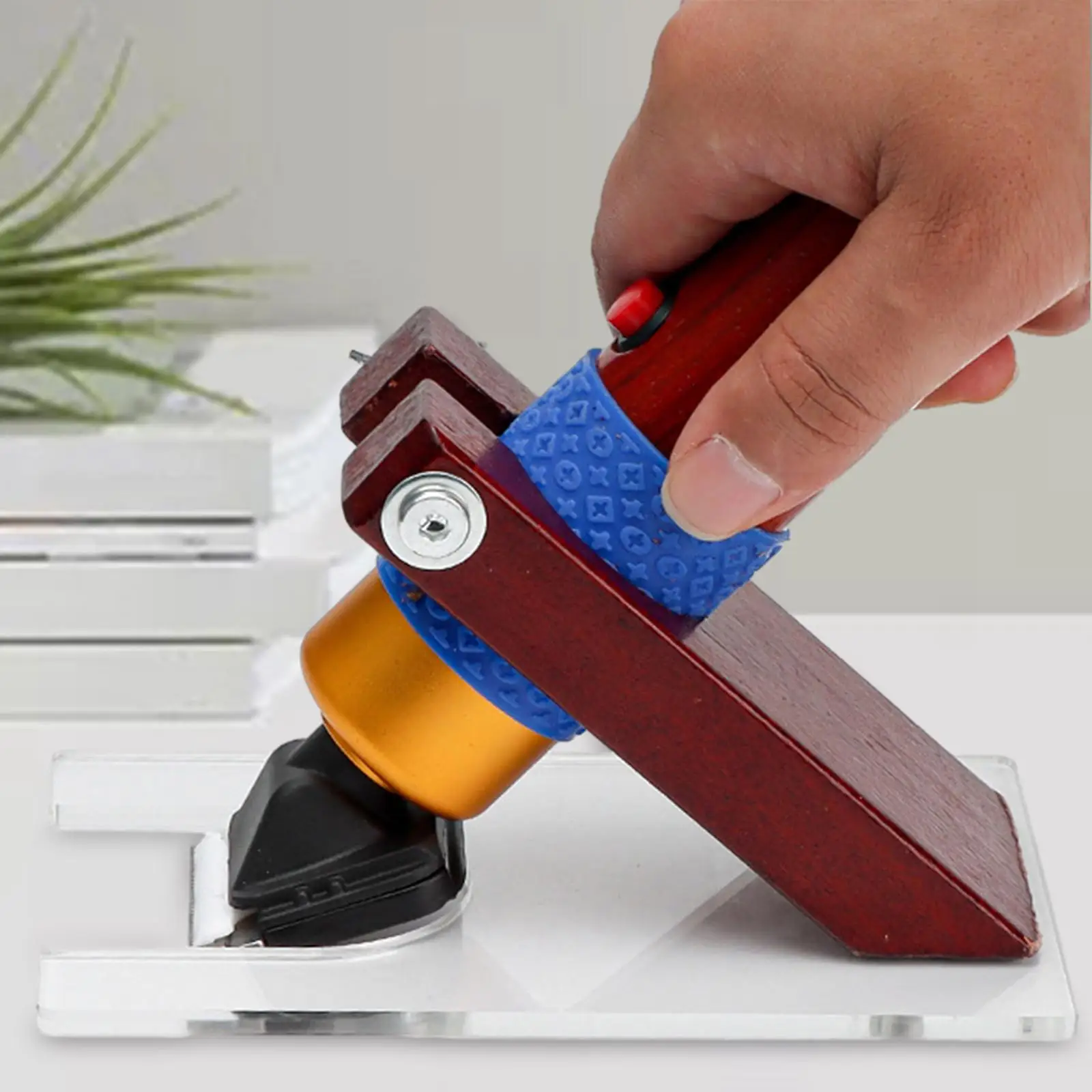 Carpet Trimmer Guide Household Accessories Trimming Area Rug Carpet Tufting Guide Sheep Clippers Holder Trimmer Machine Holder