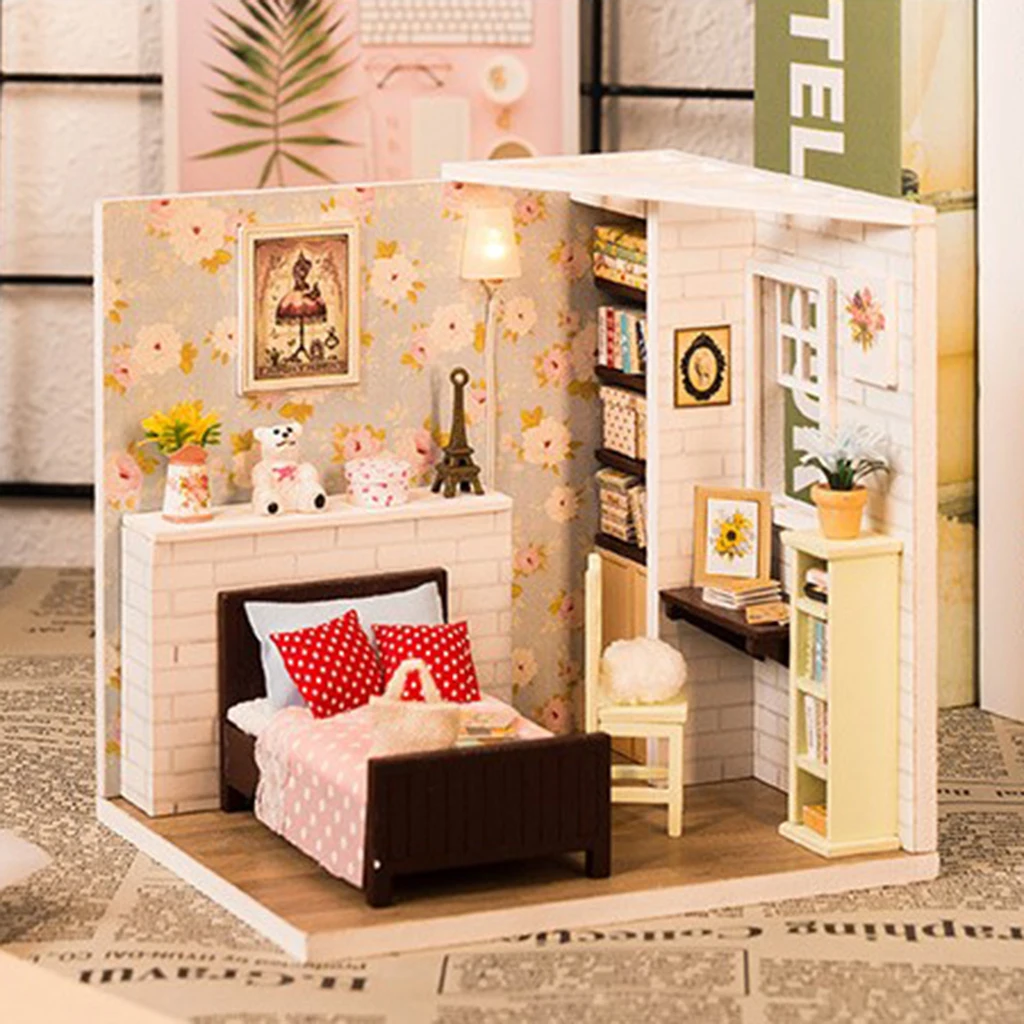 1/24 Dollhouse Miniature DIY Bedroom  W / Furniture Leds Decor