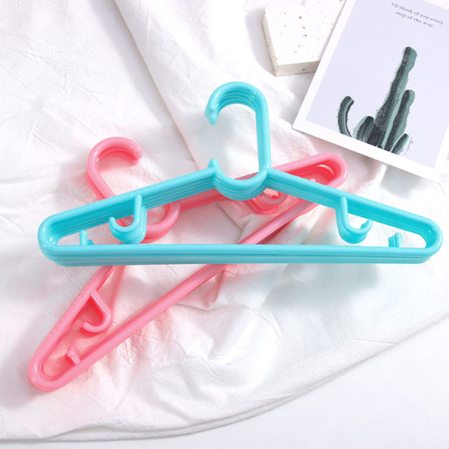 10pcs/lot Child Hanger Plastic Small Bow Hangers Clothing Support