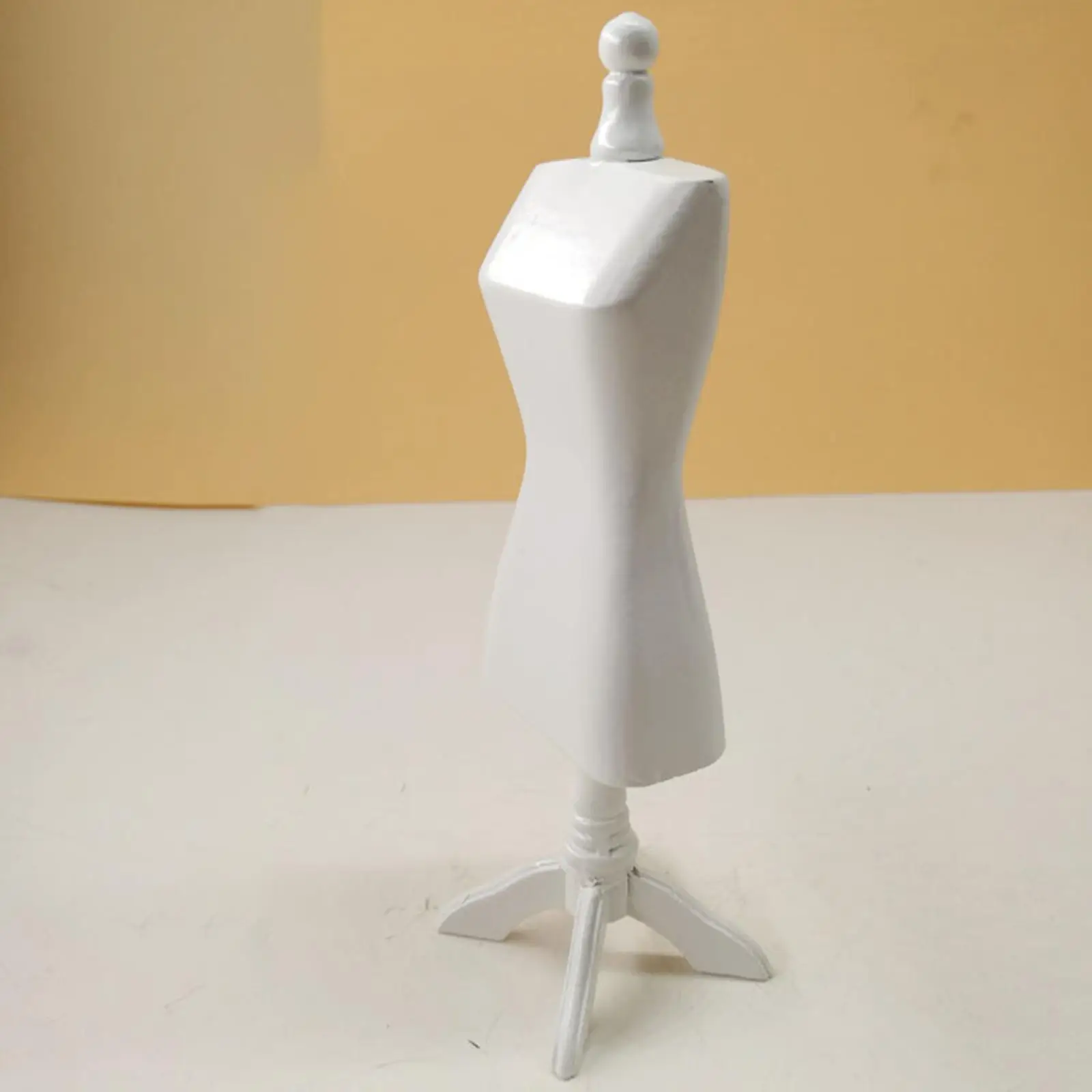 Miniature Female Model White Figure Dollhouse Furniture for Girls Toys Playhouse