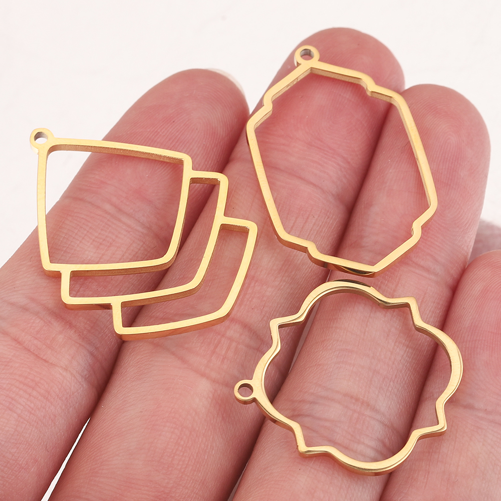 5 Stück vergoldeter Edelstahl, ausgehöhlt, fächerförmiger Charme, geometrisch, offene Lünette, Rahmen, Anhänger, Verbinder, Ohrring-Halskette – Detail 6