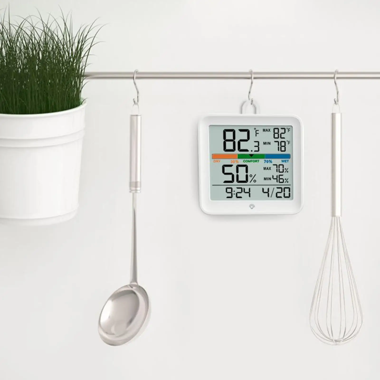 Portable Temperature Humidity Clock Room Indoor Battery Powered Calendar