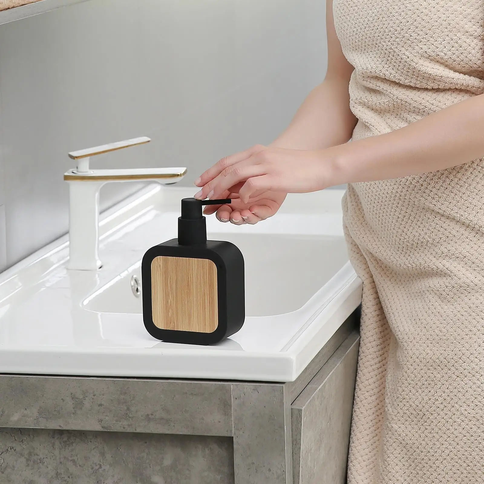390ml Soap Dispenser Soap Lotion Dispenser Kitchen Multipurpose Pump Bottle for Hand Soap Makeup Liquid Shampoo Lotion