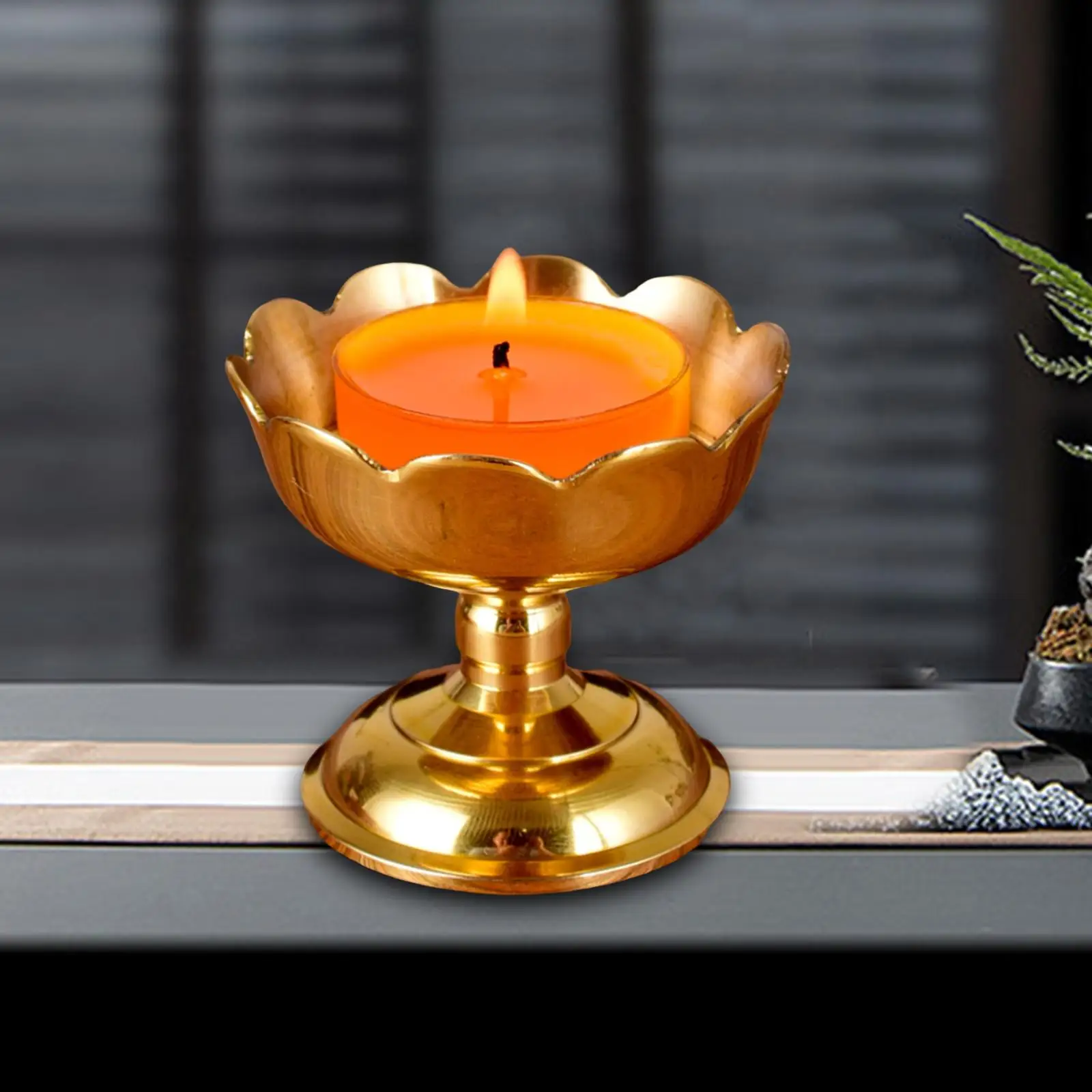 Retro Style Tibetan Ghee Lamp Holder Table Centerpiece Desktop Buddha Candleholder