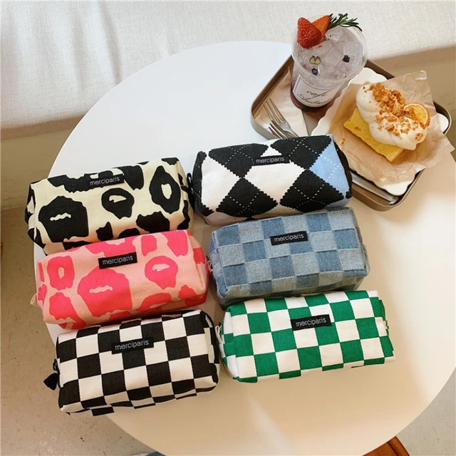 Wholesale Cosmetic Cases Makeup Bags Plaid Beauty Organizer Pouch Korean  Large Capacity Lattice Ins Checkered Makeup Bag For Women Lady From  m.