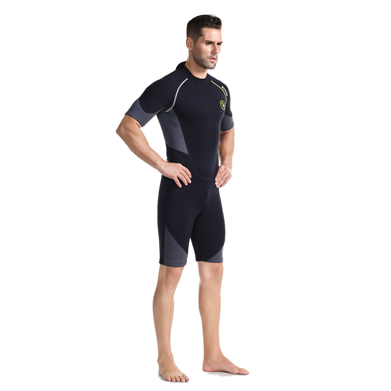 Title 4, 1.5mm Neoprene Wetsuit Men Short Sleeve Scuba D...