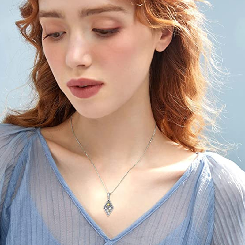 Diamond Shaped Sun Moon River Necklace For Women And Men_voghion.com
