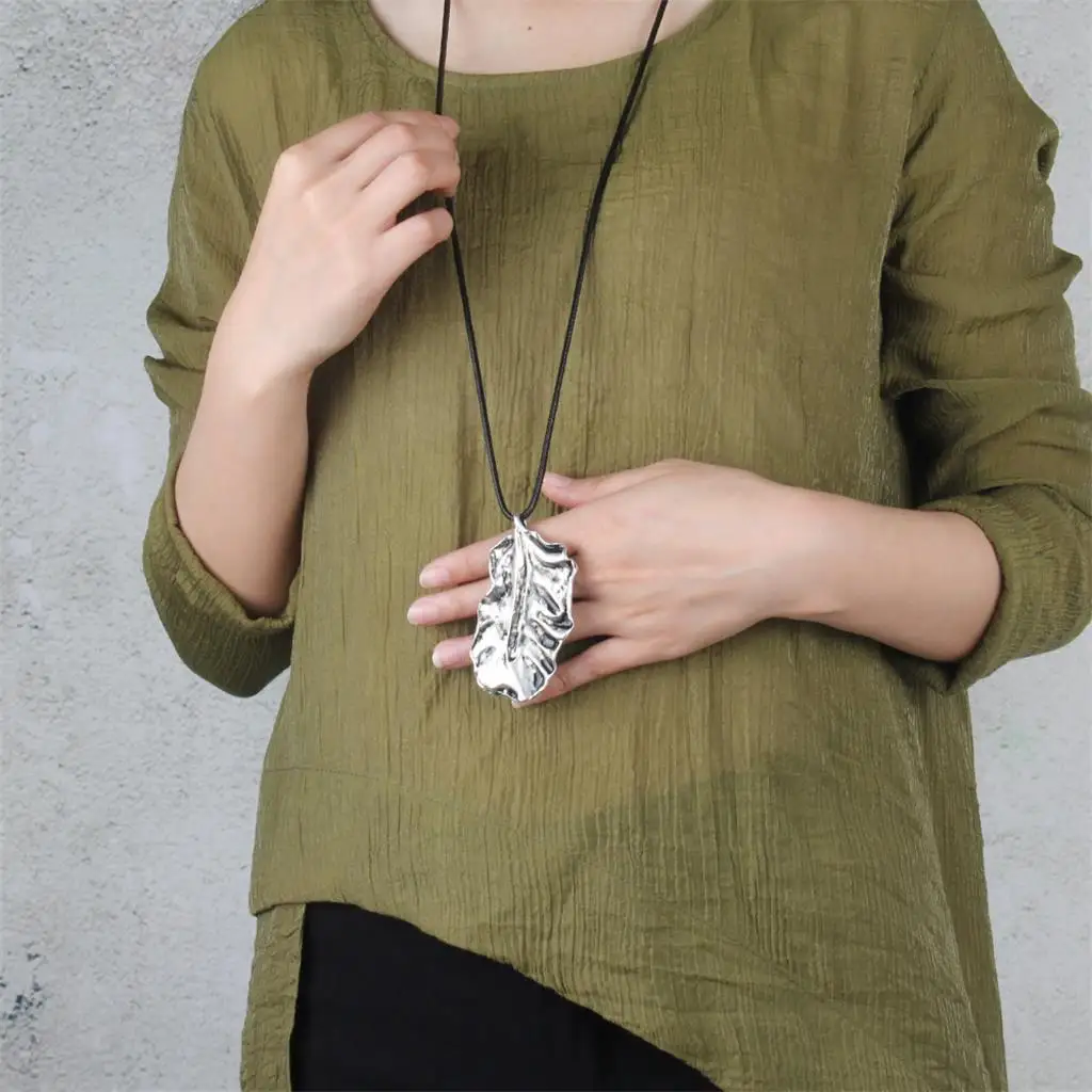 Elegant Lucky Large Leaf Pendant Necklace Long Sweater Chain Rope Lady Girls