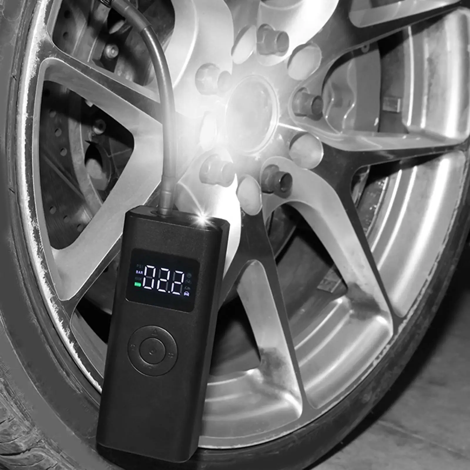 Handheld Air Pump Rechargeable Tire Pump for Cars, Bicycles, Football Balls,