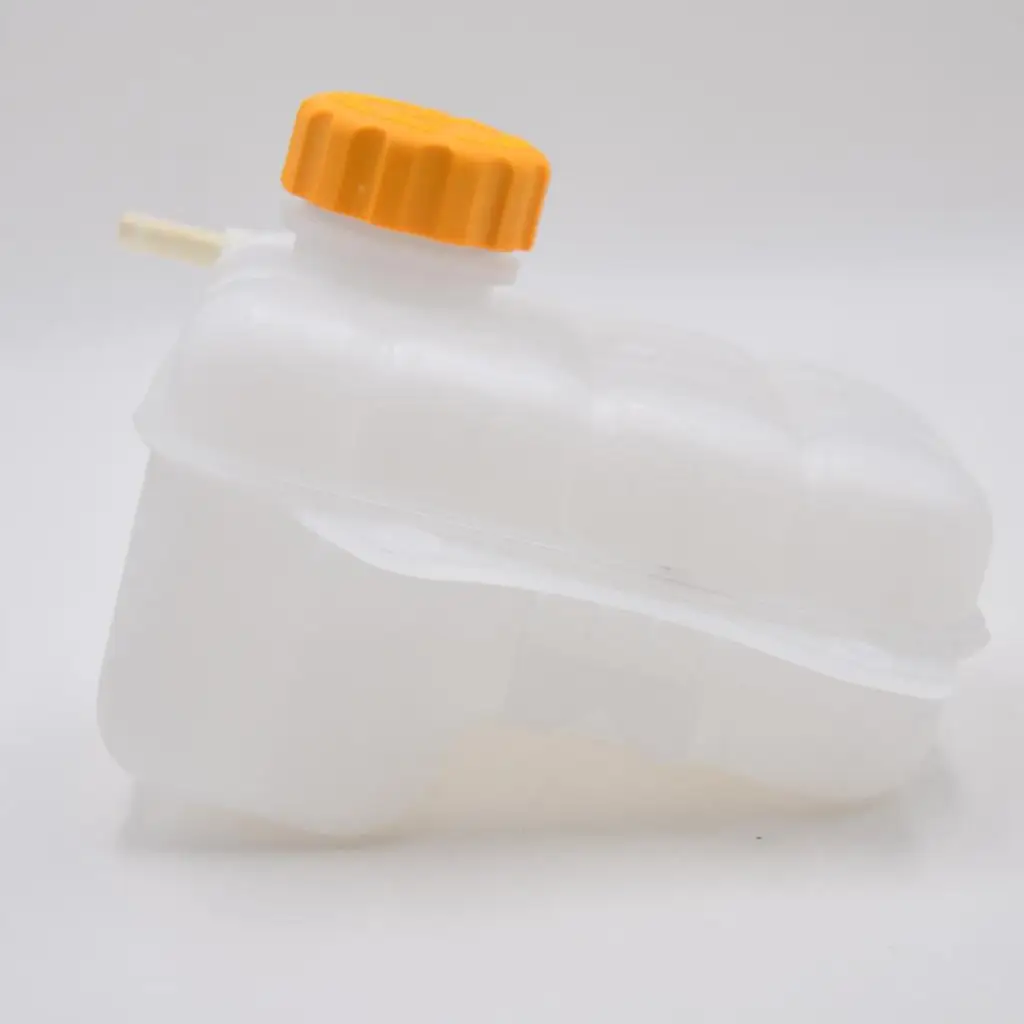 Coolant Fluid Overflow Bottle Tank Reservoir for Suzuki  04-08 2.0L