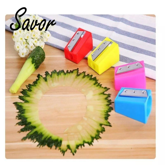 2PCS Distinctive Cucumber Vegetable Fruit Sharpener Peeler Thin Slicer  Kitchen Tool Curl Slicer