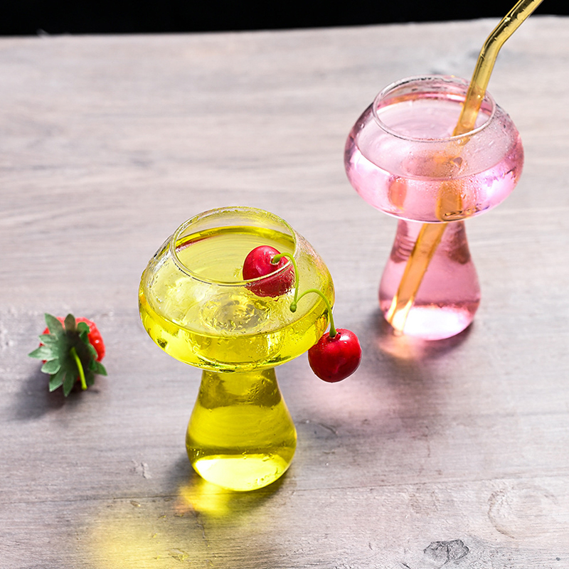 Description Picture 2 of item1PC 260ml Mushroom Shaped Cup Cocktail Fruit Juice Milk Cute Glass Cup Beer Creative Clear Wine Glasses Coffee Cups for Bar New
