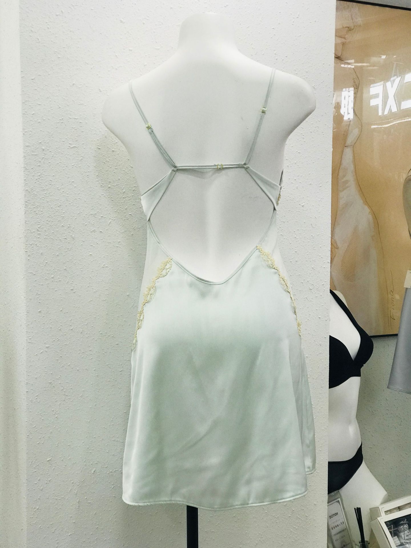 Original Nachthemd sexy Abend Nachtwäsche feminine reine Wunsch Birnen blüte dünne Spitze Seide dünnes Nacht kleid mit Brust polster – Detail 9