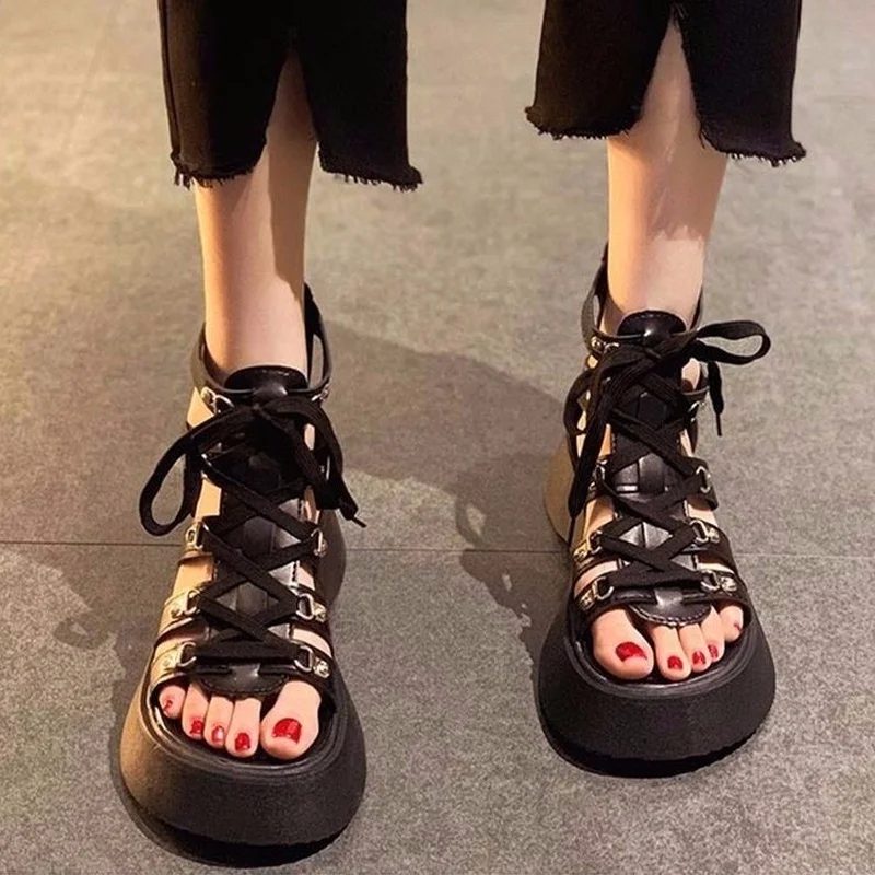 Cross Strap Sandals  Women’s Summer Back Zipper Designer Platform Sandalia Open Toe womens Shoes Vegan PU Faux Leather Gladiators Elegant Party Footwear for Woman in black