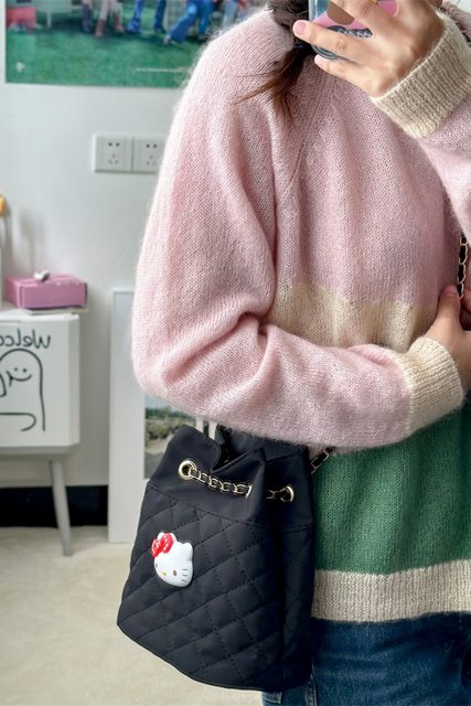 Hello Kitty Bucket outlet Purse