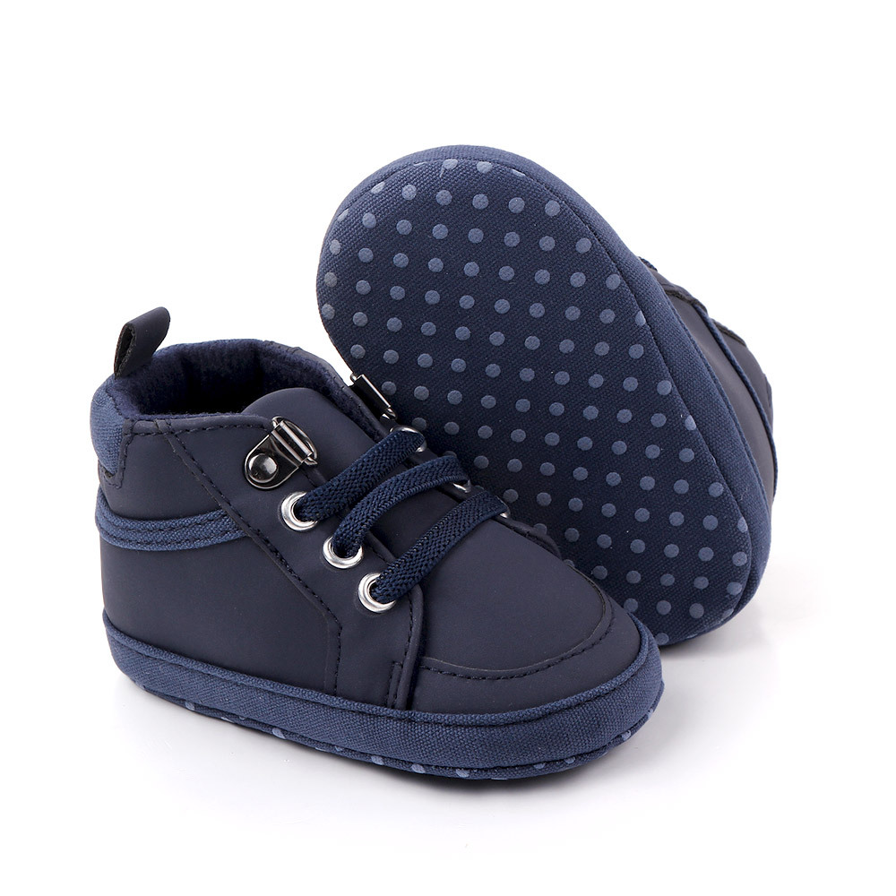 Title 9, Neugeborene Baby-Jungen-Schuhe mit weicher Sohl...