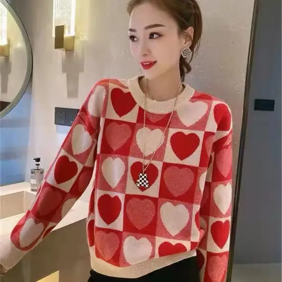 Color matching love top 2022 spring and autumn new simple Korean version round neck pullover all-match thin knitted sweater red cardigan