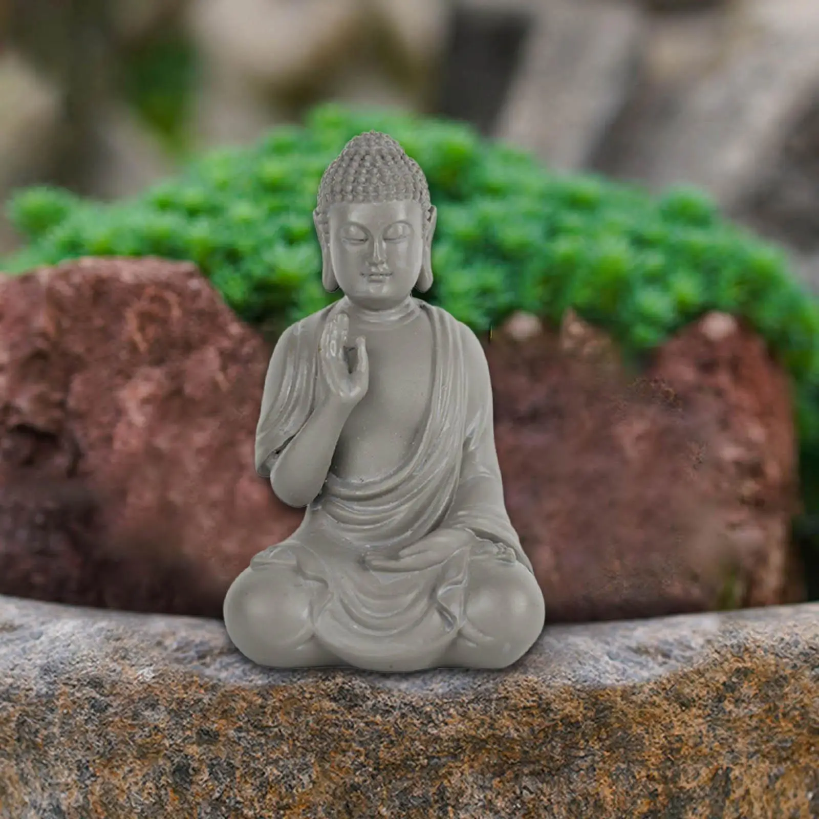 Buddha Resin Statue Meditating Figurines Sculpture Living Room Handcrafted Collectible Sculpture for Office Shop Hotel Lawn Deck