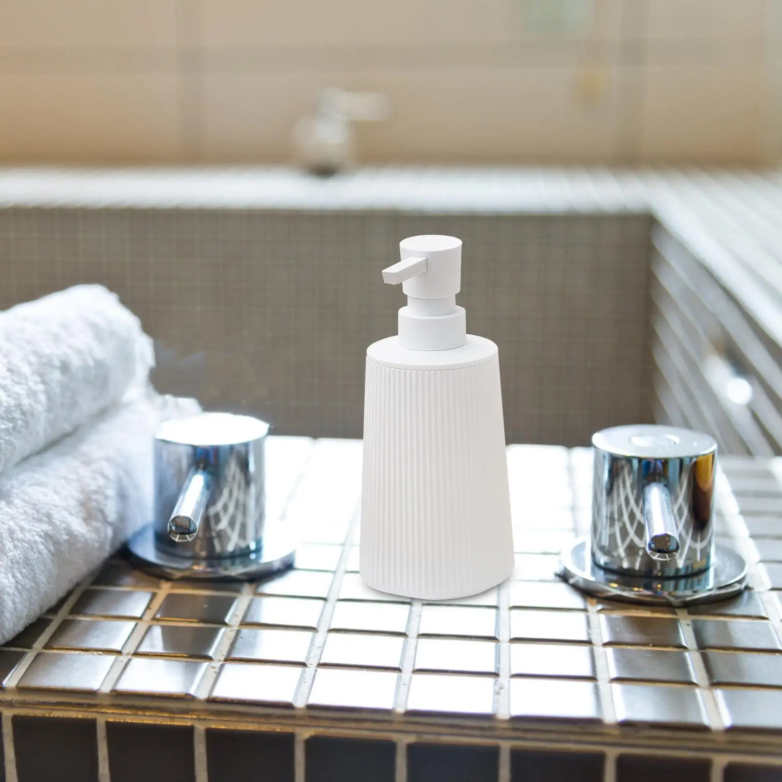 Liquid Soap Dispenser Empty Pump Lotion for Body Wash Moisturizer Countertop