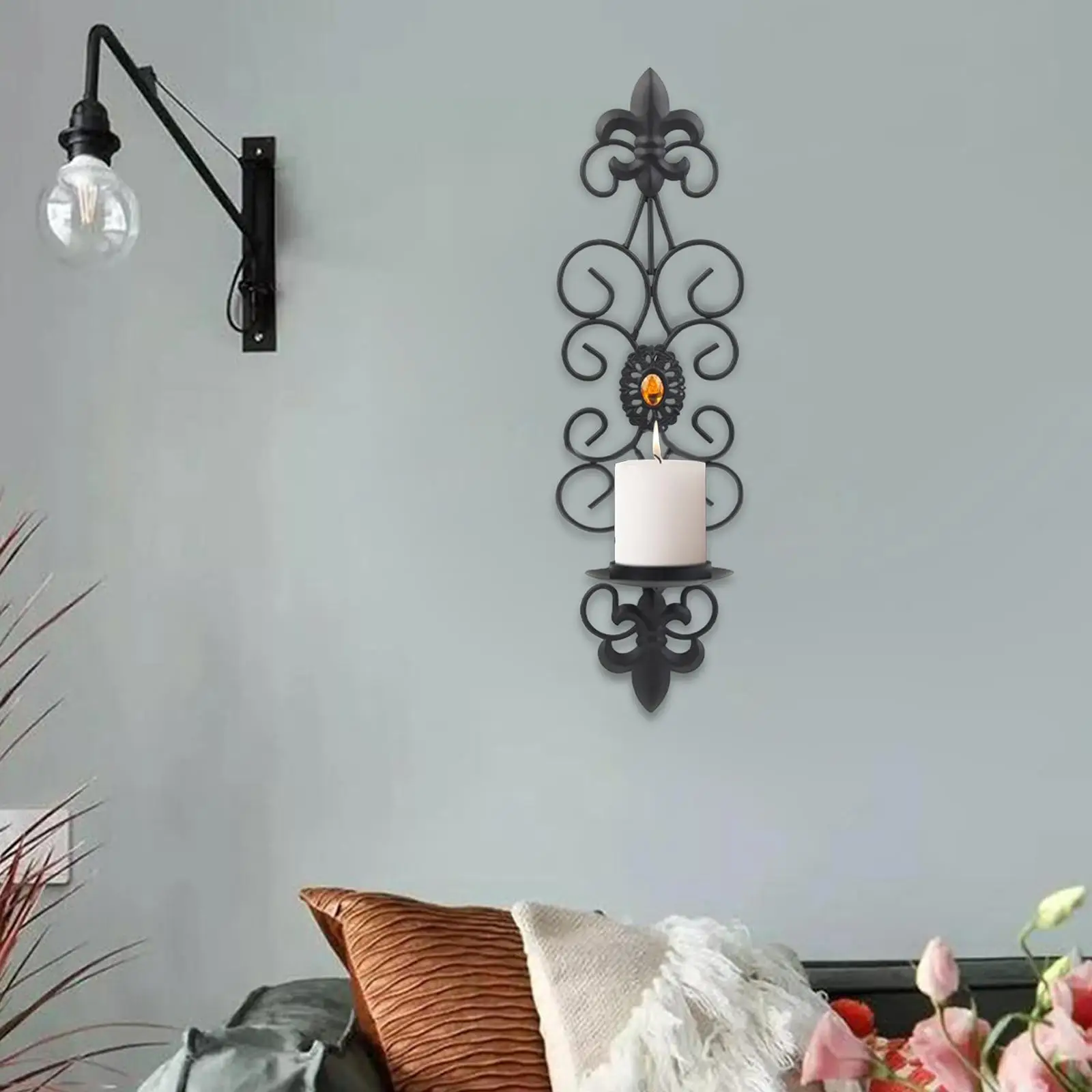 Hanging Tealight Candle Holders Wall Hanging Sculpture Antique Candlestick Stand Pillar Candle Holder for Living Room Home Decor
