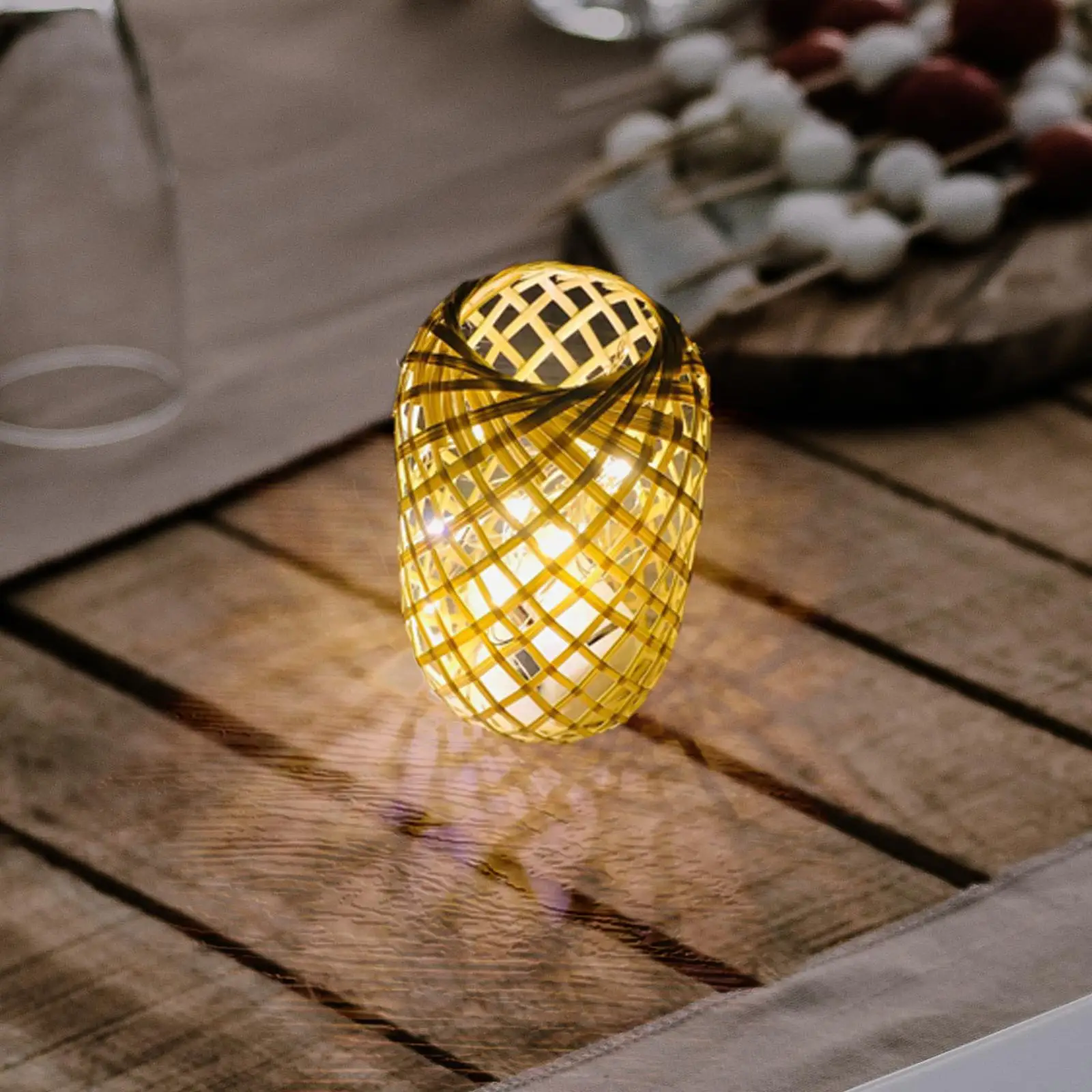 Classic Bamboo Lamp Shade Ceiling Light Cover Decorative Chandelier Hanging Lantern Lampshade for Living Room Home Kitchen Decor
