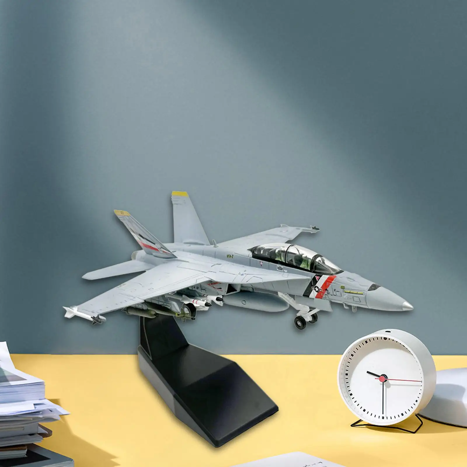 Diecast Alloy Model Simulation 1:100 Jet Aircraft Airplane for Shelf Bedroom TV Cabinet Cafes Aviation Commemorate