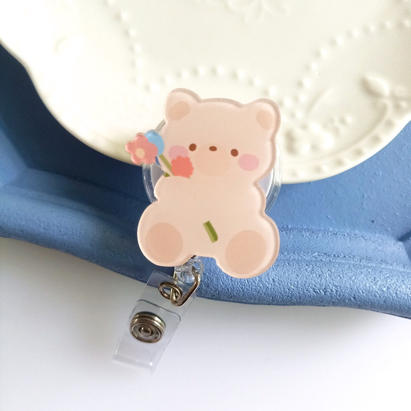 Neues Design, 1-teilig, ausziehbare Krankenschwester-Abzeichenrolle aus Acryl, niedlicher Anime-Häschenbär, Studenten-Namensschild, Ausweishalter, Schlüsselanhänger, Umhängeband – Detail 14