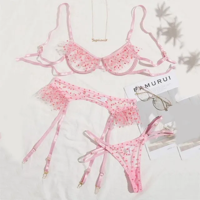 Pink Lace Heart Shaped Seamless Bra And High Waist Panties Set Back With  See Through Lingerie T231025 From Mengyang02, $2.42
