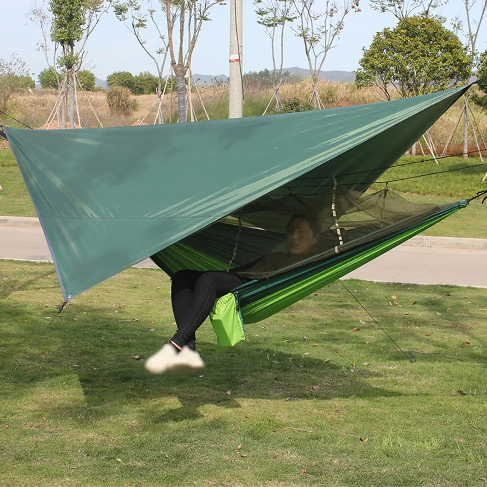 Multifunctional Camping Tent Tarp Hammock  Picnic  Shelter Windproof  Rain Tarp Waterpoorf Hanging Cover for Backyard