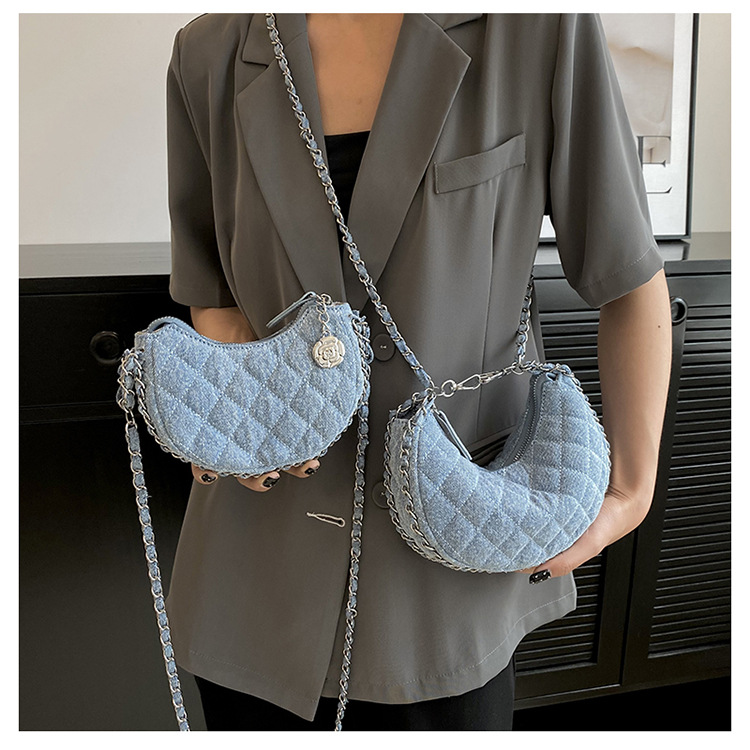 Borsa a tracolla a catena casual da donna trapuntata scozzese in denim di marca di marca Borsa a tracolla Hobos 2023 Trend_voghion.com