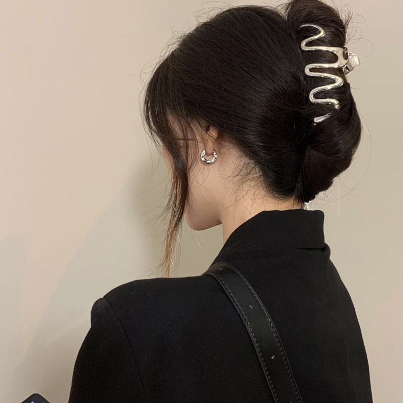 Punk Einfache Vintage Gold Silber Metall Große Haar Krallen für Frauen Zubehör Shark Fänge Clips Haarnadel Kopfbedeckungen Neue 2023 – Detail 6