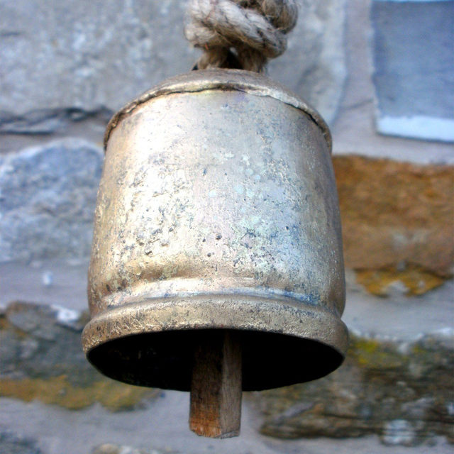 Aazon.co: Carfar Shabby Chic Set Of 3 Country Rustic Style Bells
