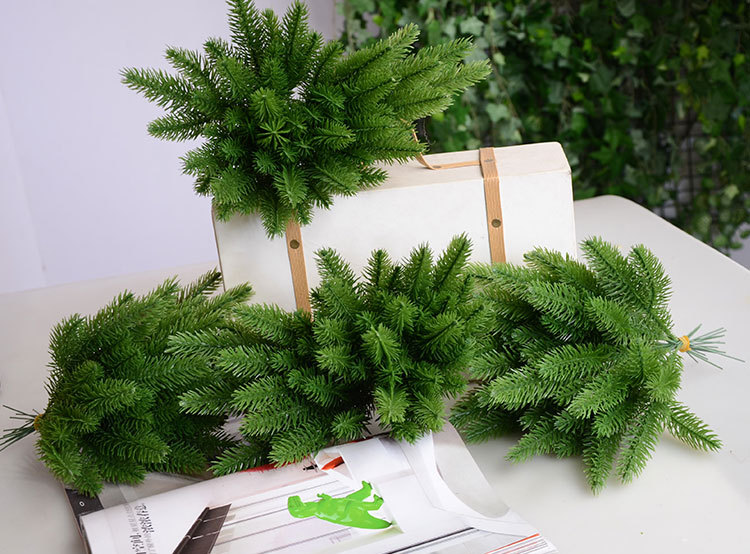 Description Picture 2 of itemArtificial Plants Pine Branches Christmas Tree Accessories DIY New Year Party Decorations Xmas Ornaments Kids Gift 10 Pcs