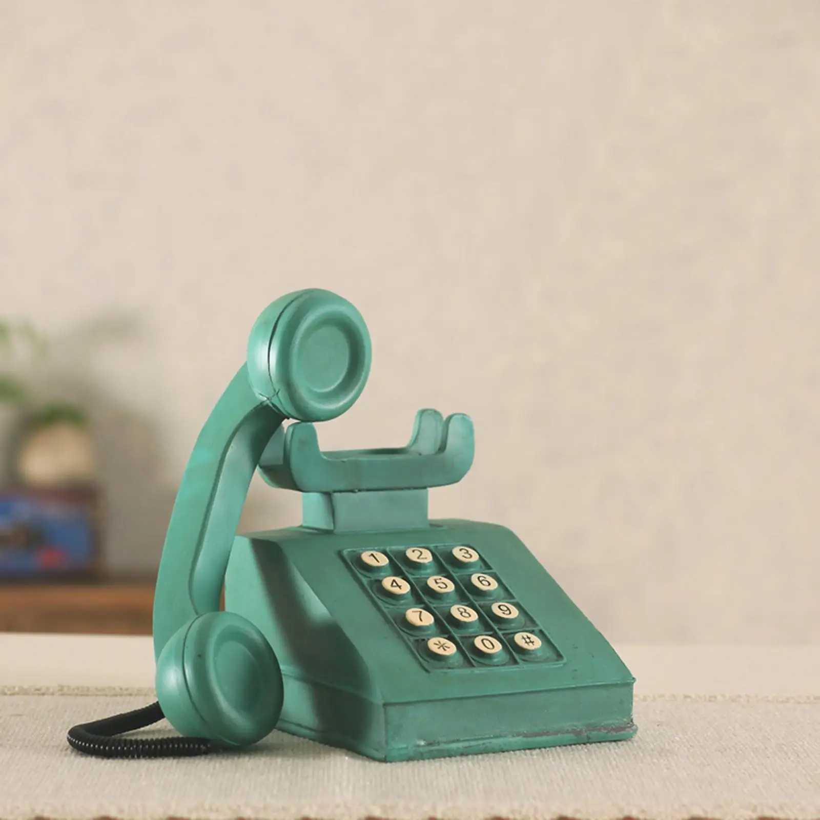 Creative American Telephone Model Figurine Resin Craft for Desktop Cafe Bar Hotel Decor