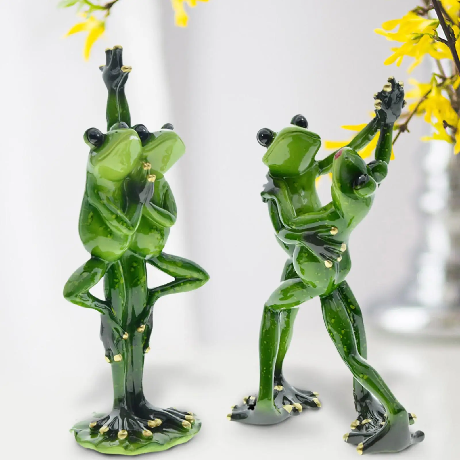 Couple Dancing Frogs Figurine Frog Dancer Sculpture for Entrance Table Decor