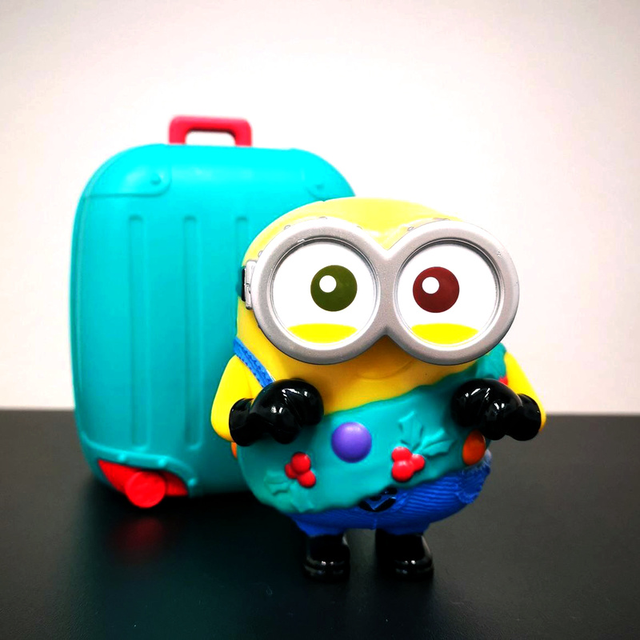 Minions Rolling Luggage Case - Minions Toys - Funstra