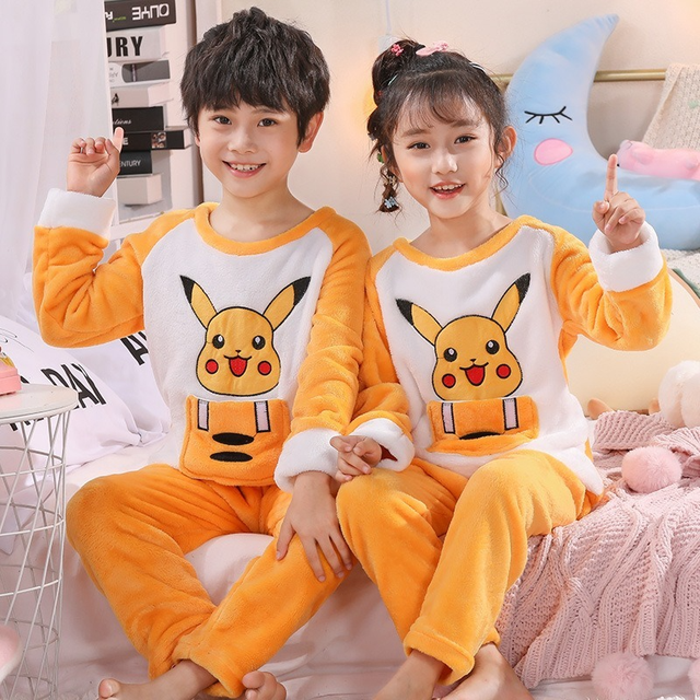 Conjunto de pijama de Pokémon Pikachu para hombre y mujer, ropa de dormir  cálida de dibujos animados, traje de Casa de felpa para pareja, ropa de  casa de invierno, 2 uds. - AliExpress