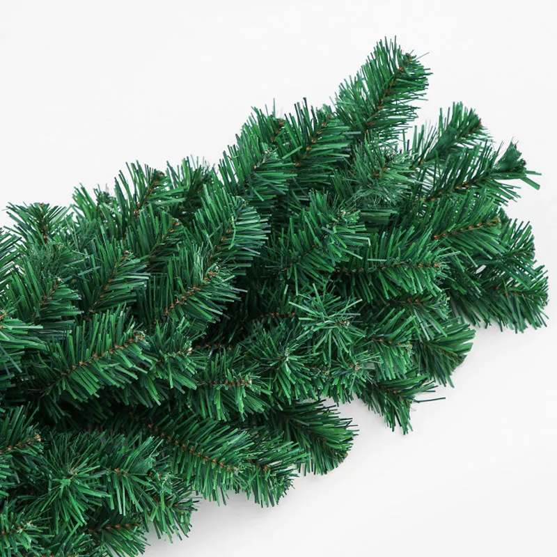 5,5 m Kiefern-Weihnachtsgirlande, dekorativer grüner künstlicher Weihnachtsbaum, Rattan-Banner, Party-Kunststoff-Anhänger, Lametta, hängende Dekoration – Detail 3
