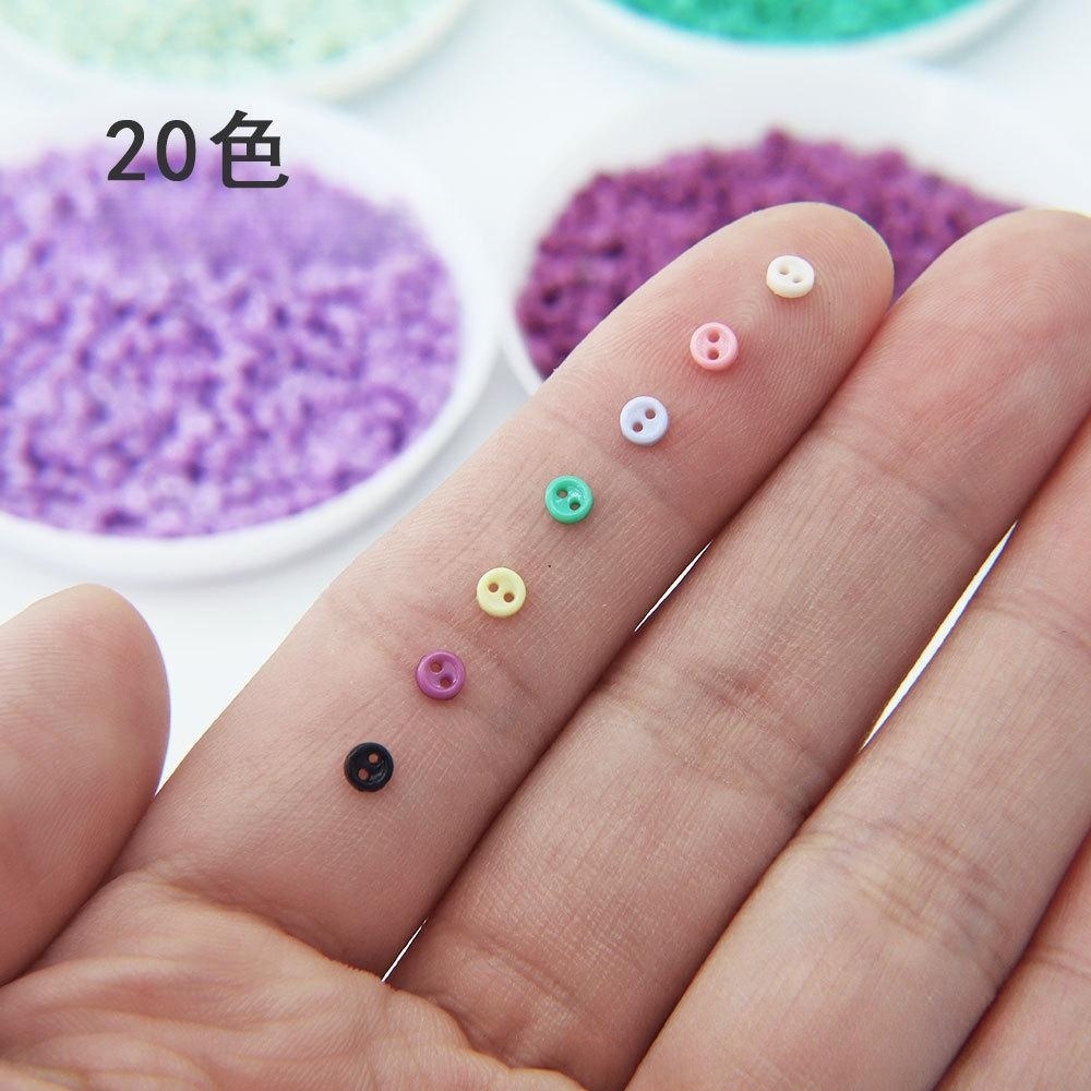 Heißer Verkauf 3mm Mini Knöpfe Handarbeit Harz Kunststoff 2 Löcher Knopf für Cartoon Puppen Kleidung Schuhe Scrap booking Näh kleidungs stück – Detail 4