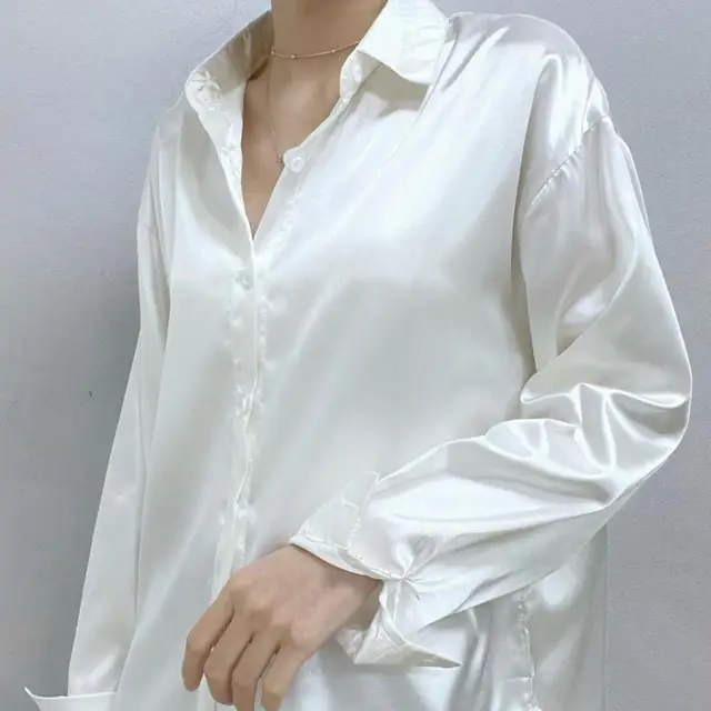 730828H  Old lady in satin blouse, Perfect white shirt, Ladies blouse  designs