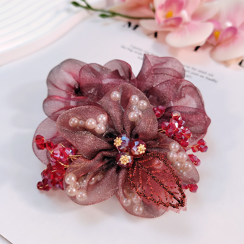 Neue Organza-Blumen-Accessoires Florale Scrunchies Kristall-Haargummi für Frauen Perlen-Haarbänder – Detail 3