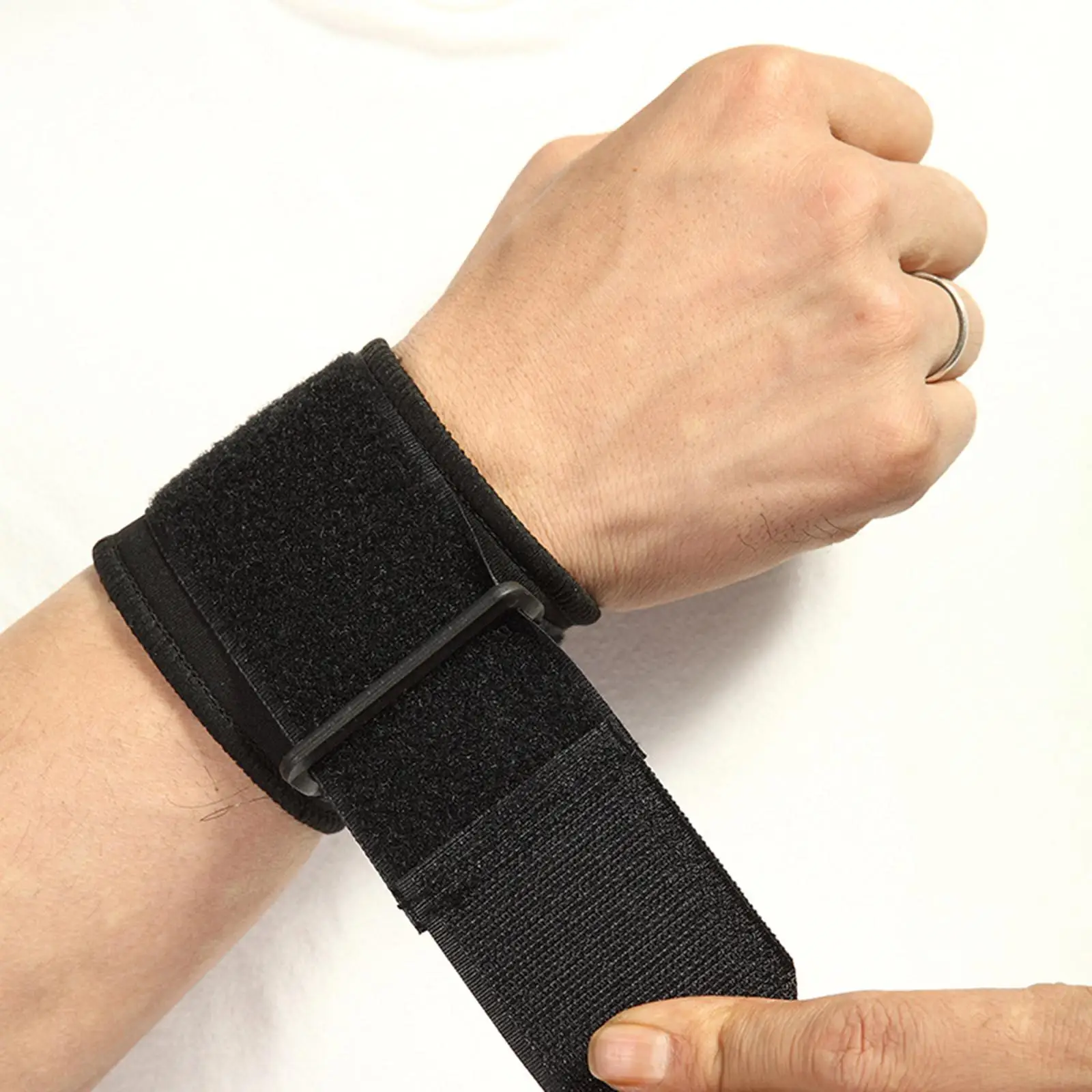 Wrist Brace, Wrist Wraps for Women and Men, Wrist Straps for Weightlifting,
