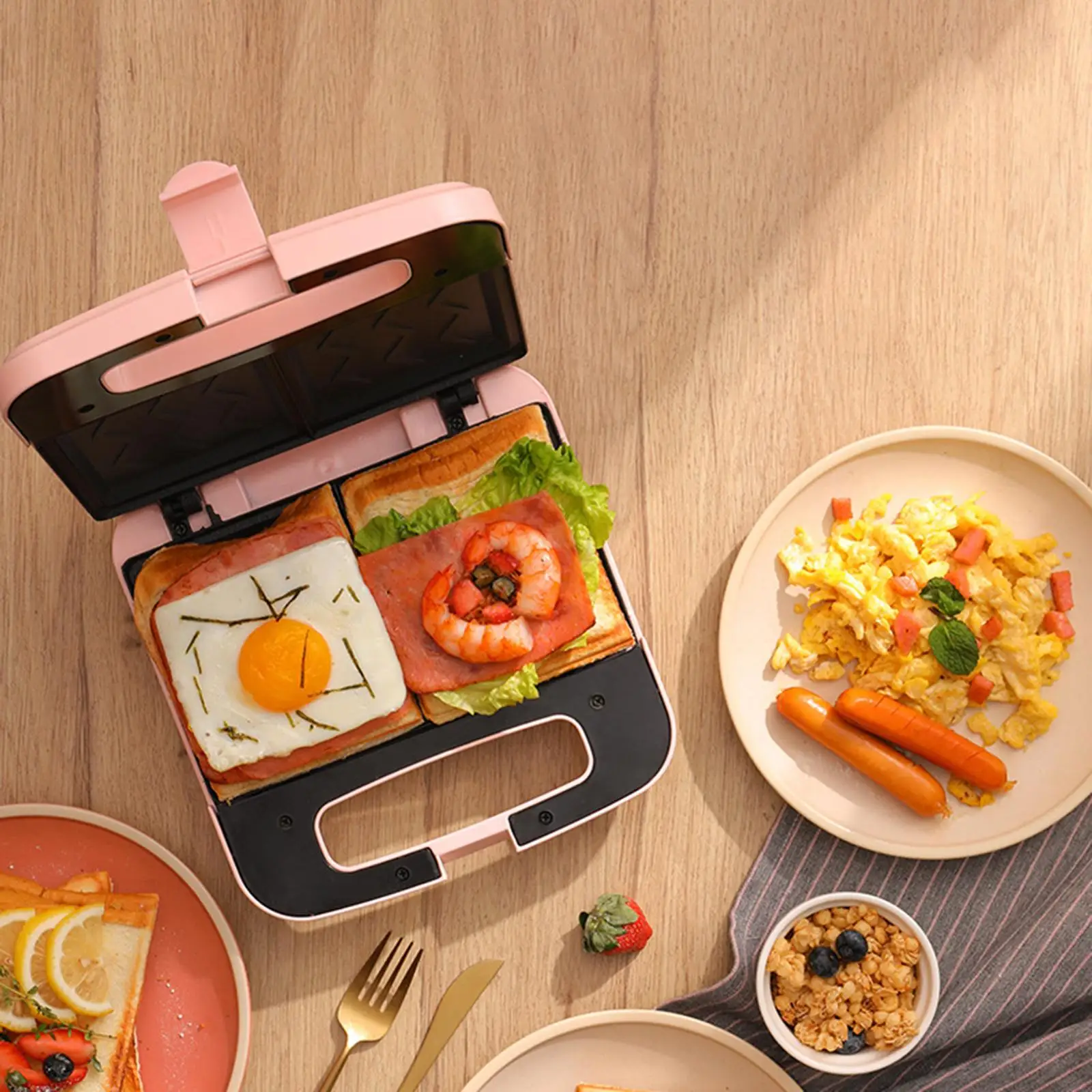 Mini Sandwich Machine Automatic Toaster 220 V Non Stick Waffle Iron Cooking Essentials