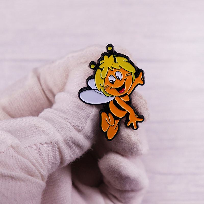 Animierte Cartoon Maya Die Honigbiene Emaille Pin Insekt Rucksack Pins Abzeichen Brosche Schmuck Geschenke – Detail 1