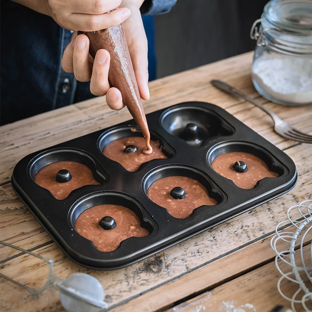 9 Cavity Mini Bear-shaped Carbon Steel Muffin Pan Cute Bear Bakeware  Madeleine Baking Pan Biscuit Candy Mold Baking Accessories - AliExpress