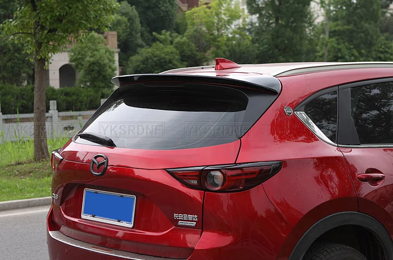 Vista adicional del alerón exterior para Mazda CX-5